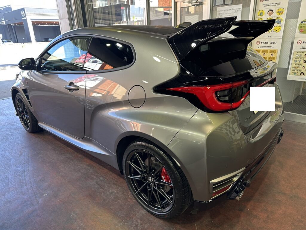 トヨタ GRヤリス ファインラボ ヒールプラスコーティング施工事例