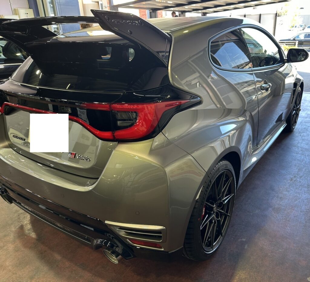 トヨタ GRヤリス ファインラボ ヒールプラスコーティング施工事例