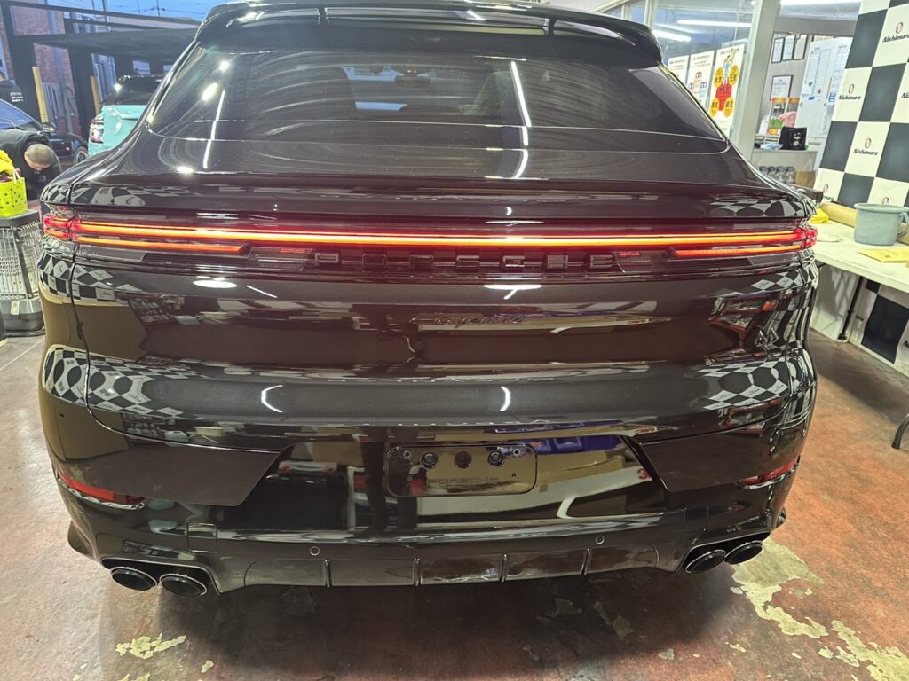 ポルシェ「カイエンクーペ」ファインラボ セラミックbyポールダルトンコーティング施工事例