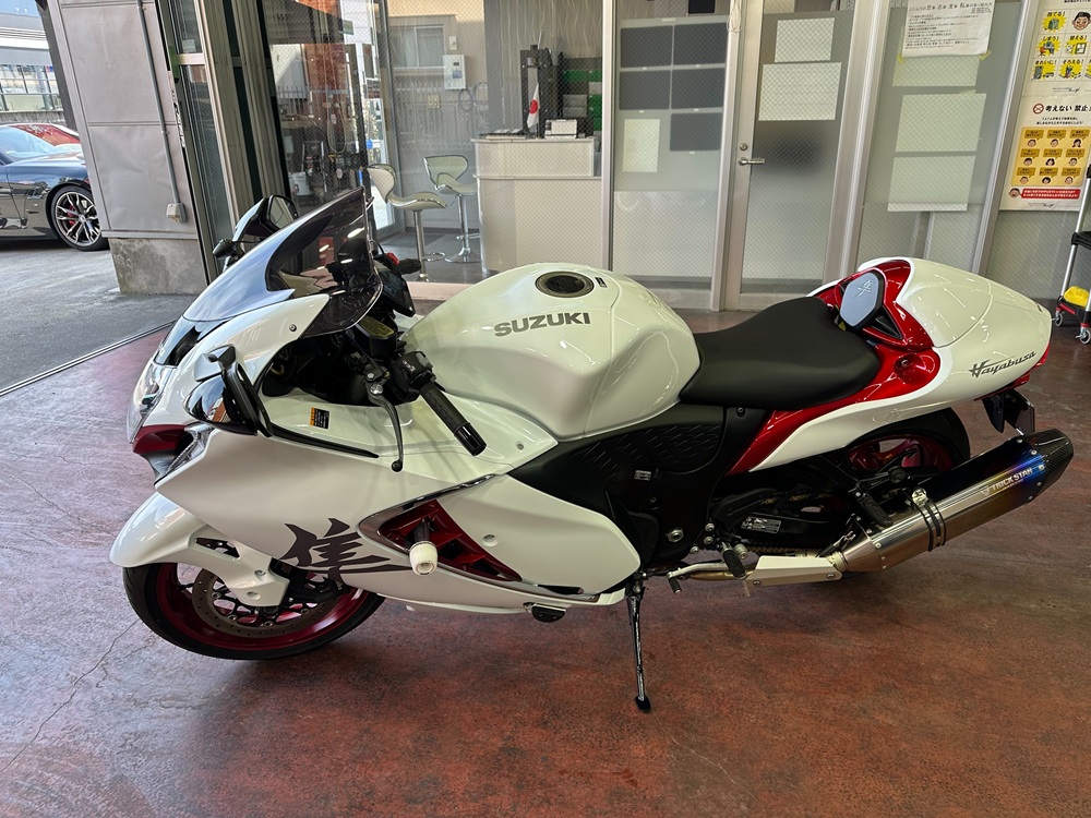 スズキ「隼」バイクコーティング施工事例