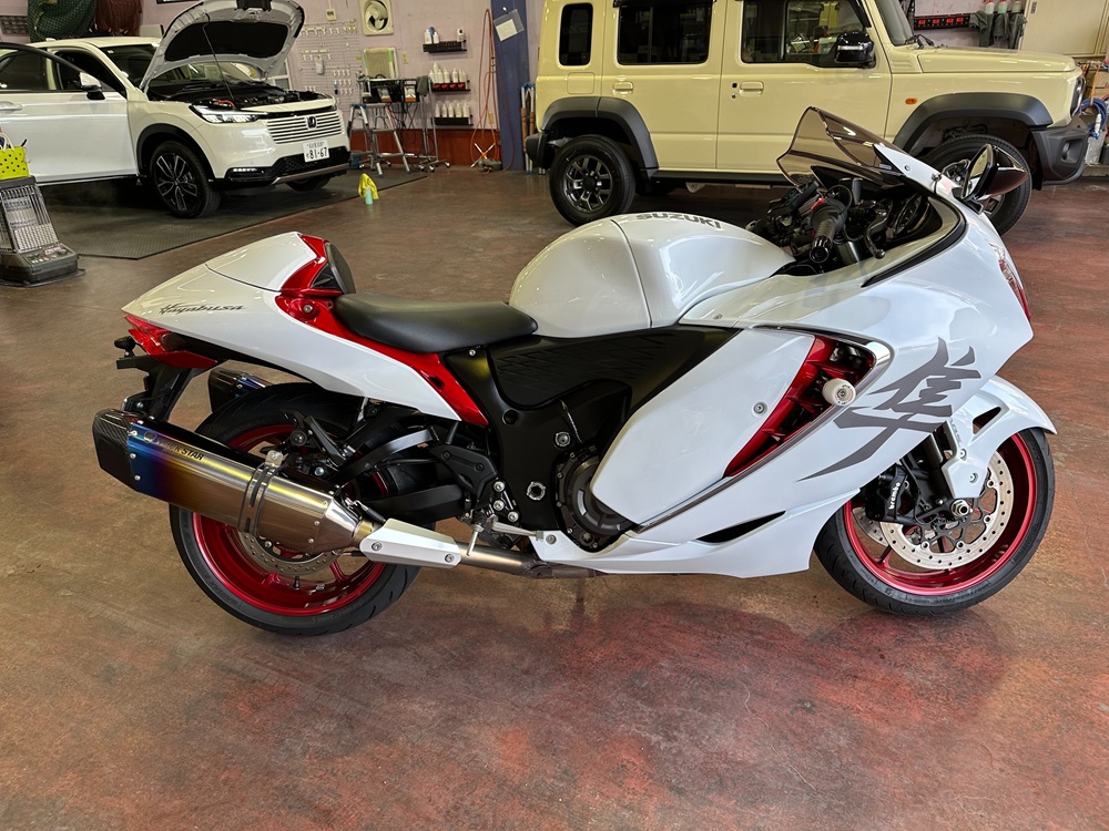 スズキ「隼」バイクコーティング施工事例